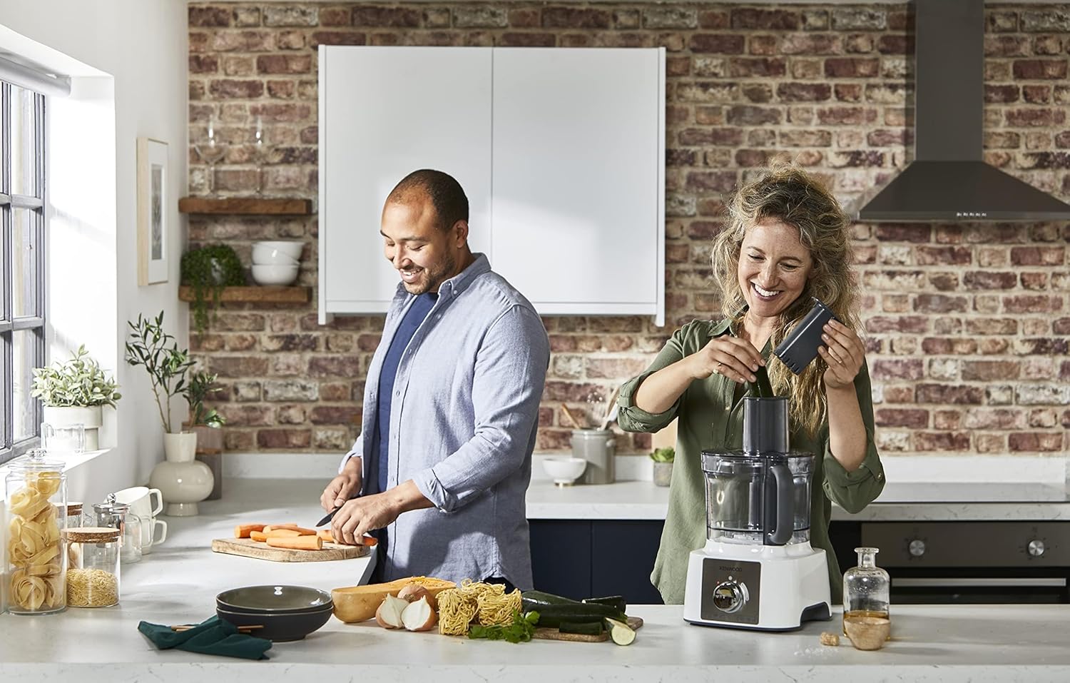 محضر طعام كينوود 1000 وات - بسعة 1.5لتر للخلاط، FDP65.750 - Blanco