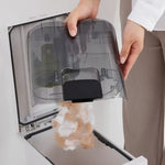 مكنسة باناسونيك باجلس 1800 وات، نظام فلترة 6 طبقات، سعة غبار 2.2 لتر، MC - CL603 - Blanco