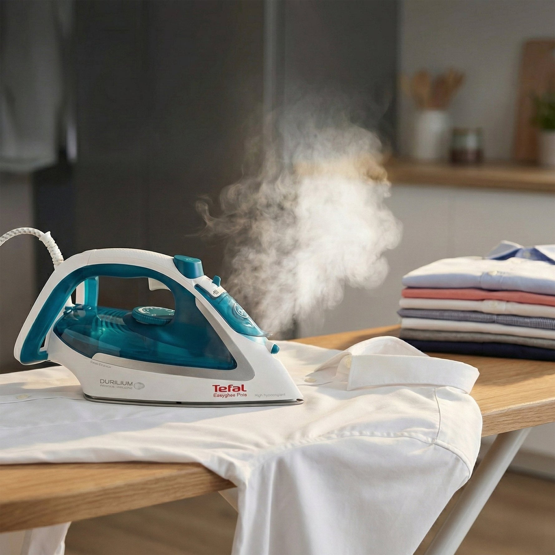 مكواة تيفال بخار بقوة 2500 وات – خزان مياه 270 مل، بخار عمودي FV 5718 - Blanco